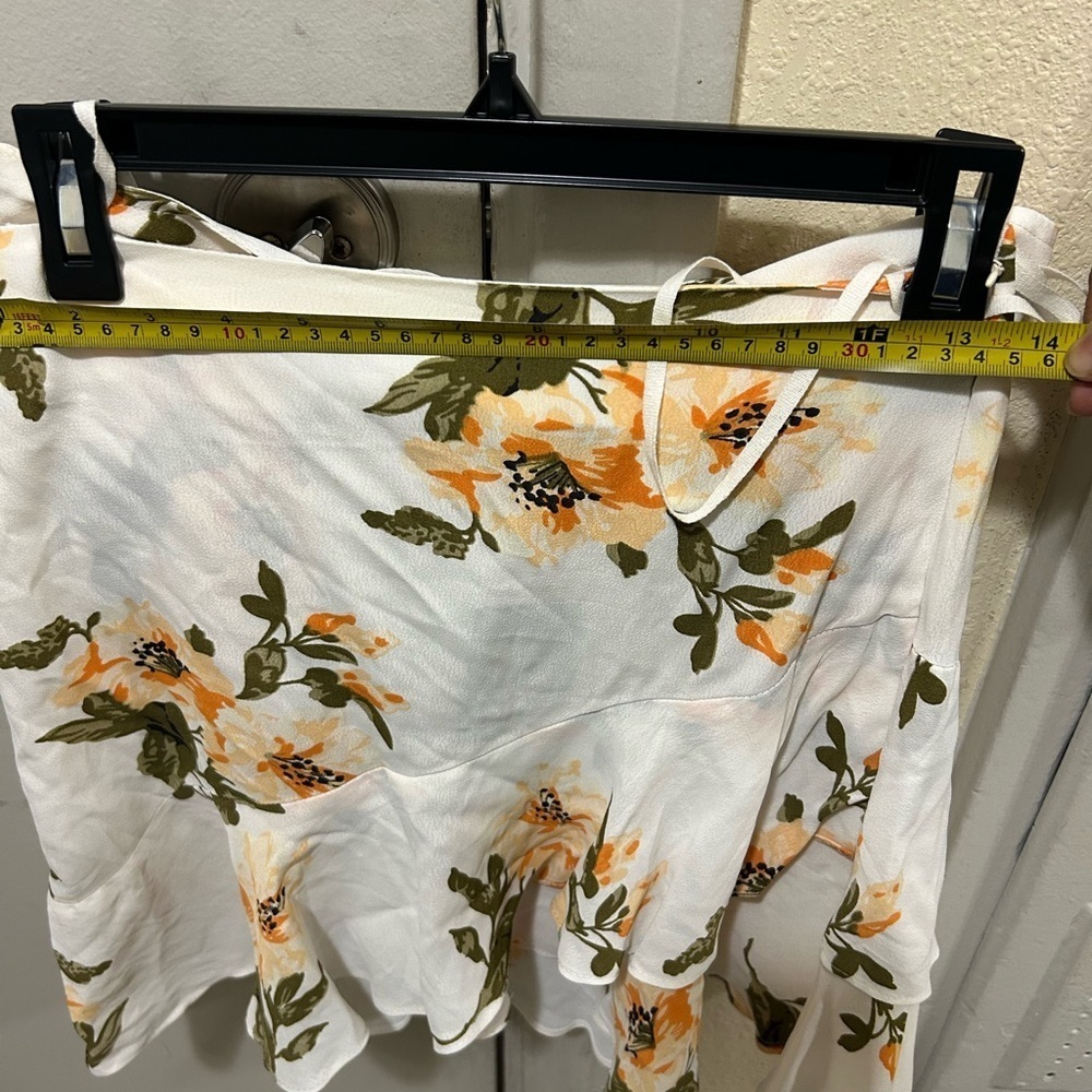 Floral Mini Dress - White and Orange - Picture 7 of 10